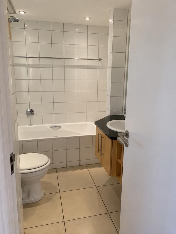 To Let 2 Bedroom Property for Rent in Claremont Western Cape
